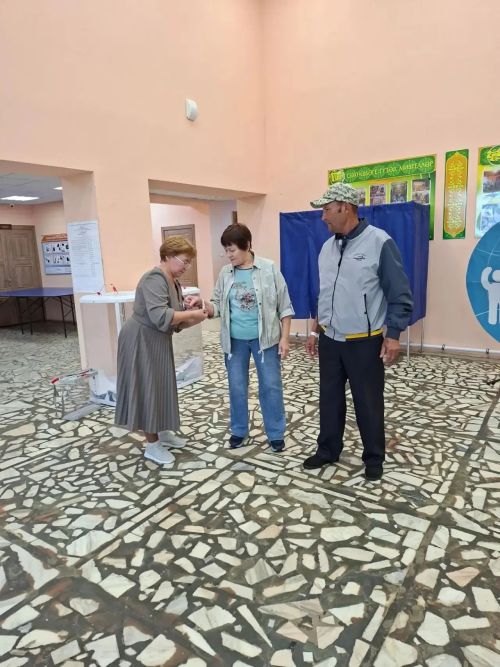 Саклаубашта дин эшлеклеләре беренчеләрдән булып тавыш биргән