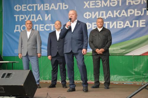 Сарманда хезмәт кешесенә хөрмәт бәйрәме үткәрелде