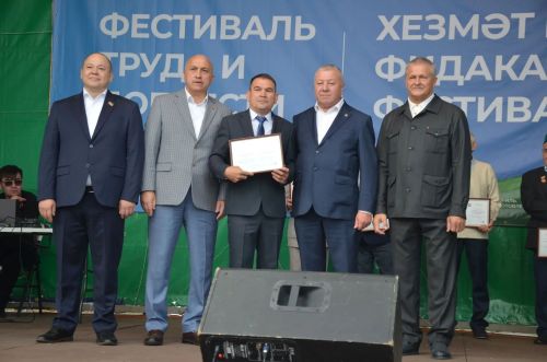 Сарманда хезмәт кешесенә хөрмәт бәйрәме үткәрелде