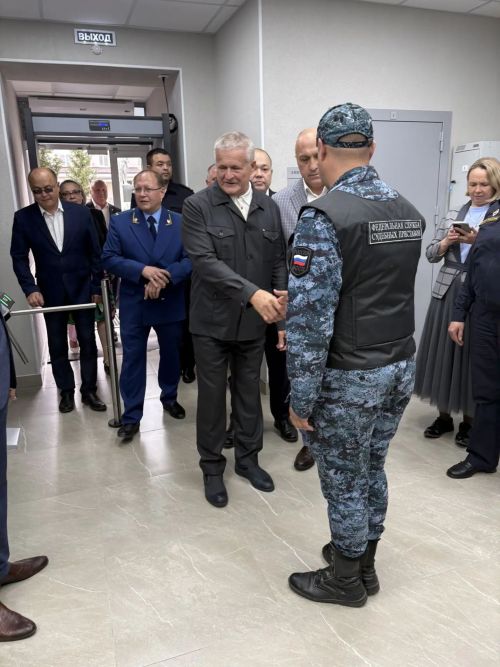 Район җәмәгать судьялары бинасы яңарыш кичерде