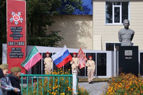 В Сармановском районе прошел митинг памяти Зинната Хасанова