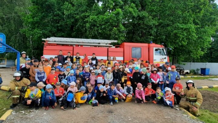 Джалильские дети побывали на экскурсии в пожарной части