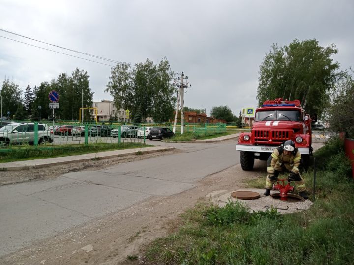 В районе продолжается установка пожарных гидрантов