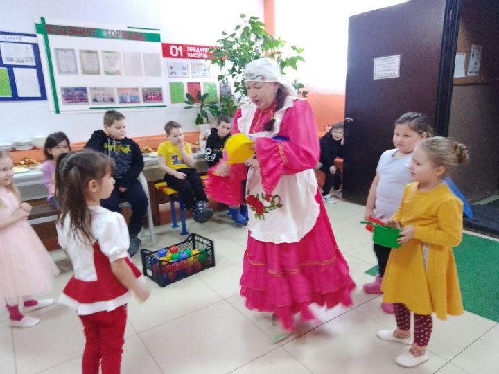 Иске Минзәләбашта Нәүрүзне каршыладылар