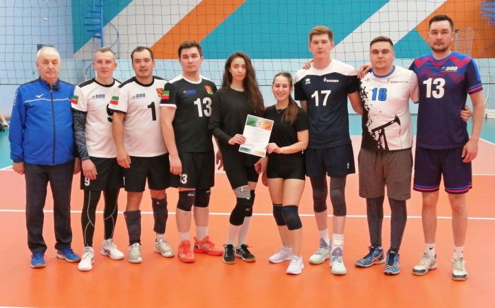 Сармановские волейболисты стали победителями X Кубка Президента Федерации волейбола РТ