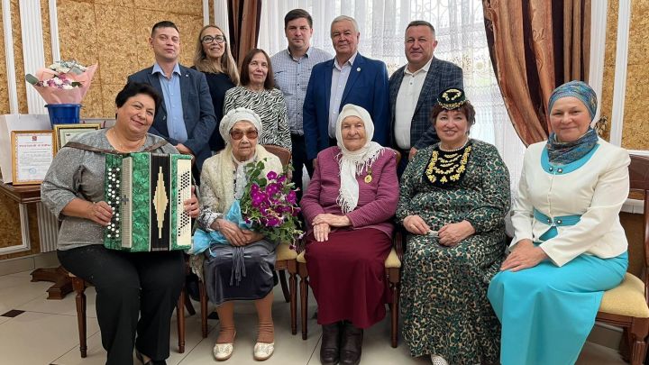 Мунаваре Калимуллиной из Джалиля исполнилось 90 лет