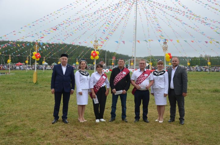 Кыр хезмәтчәннәренә хөрмәтнең иң зурысы күрсәтелде
