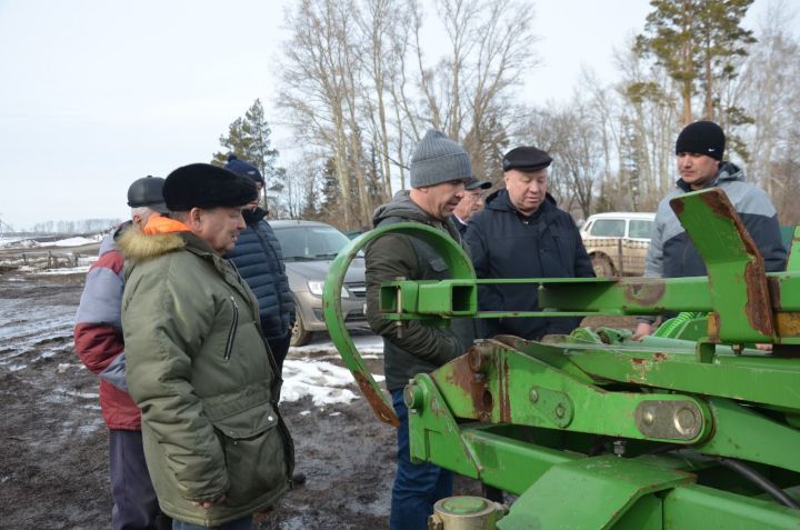 В районе определили готовность агропромышленных комплексов к весенне-полевым работам