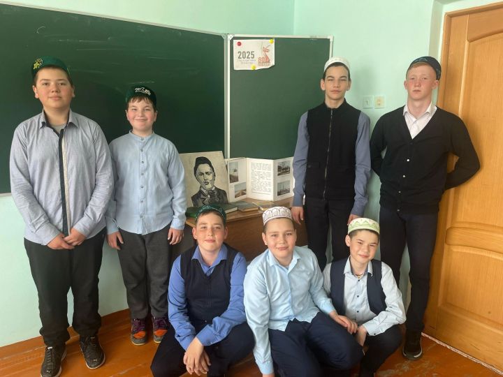 Гимназиядә Туган тел атналыгы башланды