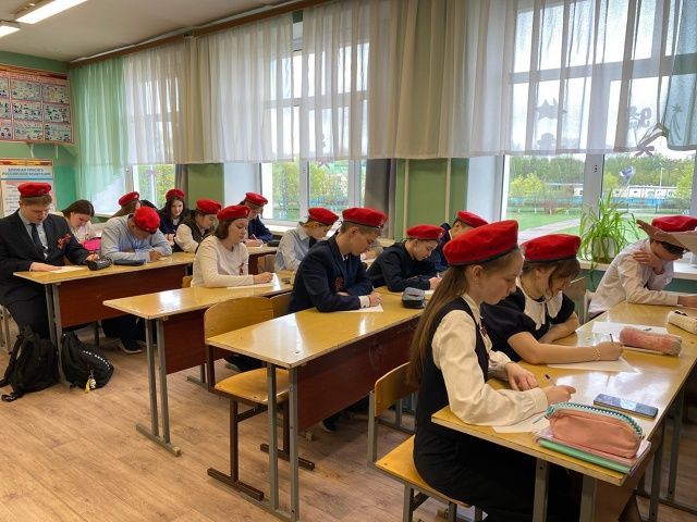 «Диктант Победы» в Джалильской СОШ №1: помним, гордимся, чтим!