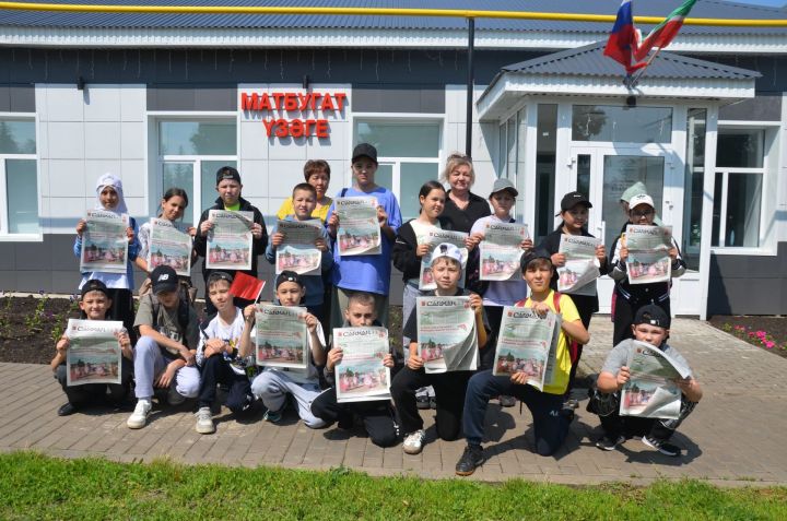 Сарман гимназиясе укучылары редакциягә кунакка килделәр