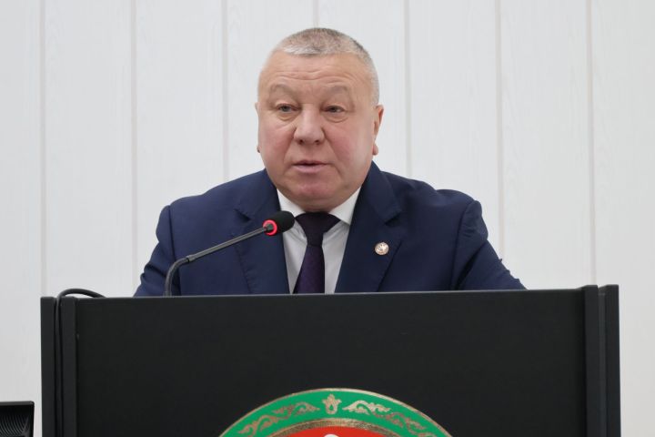 Яңа чакырылыш депутатлары район башлыгын сайладылар