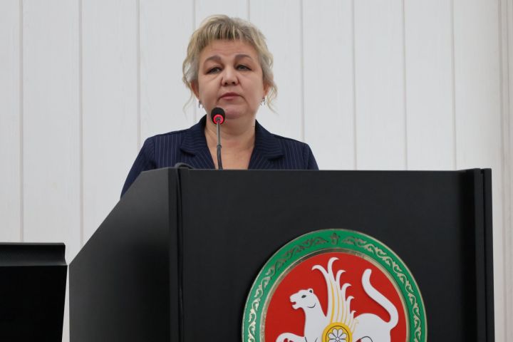 Яңа чакырылыш депутатлары район башлыгын сайладылар