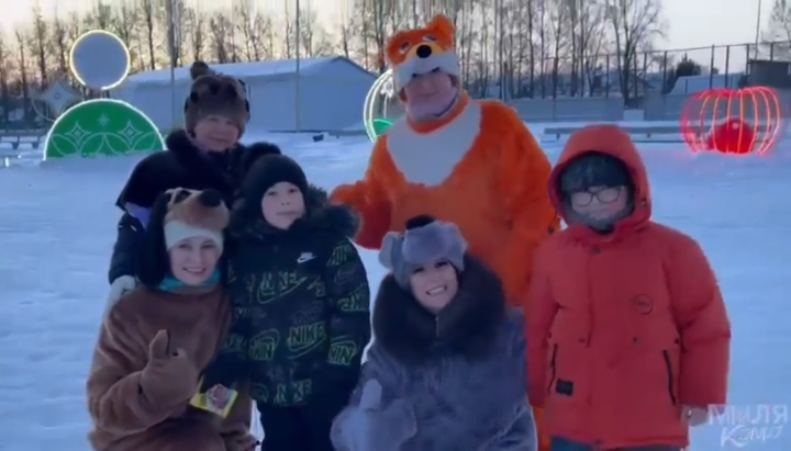 Зимний праздник с играми прошёл в Центральном парке Сарманово