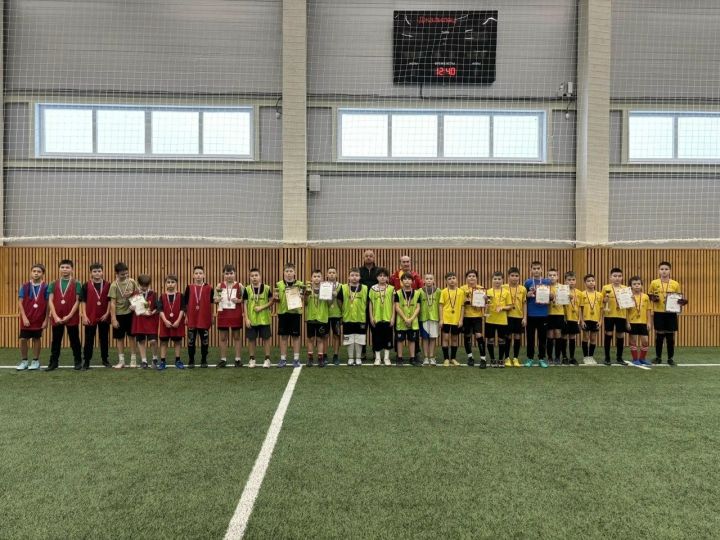 В Джалиле состоялся новогодний турнир по мини-футболу