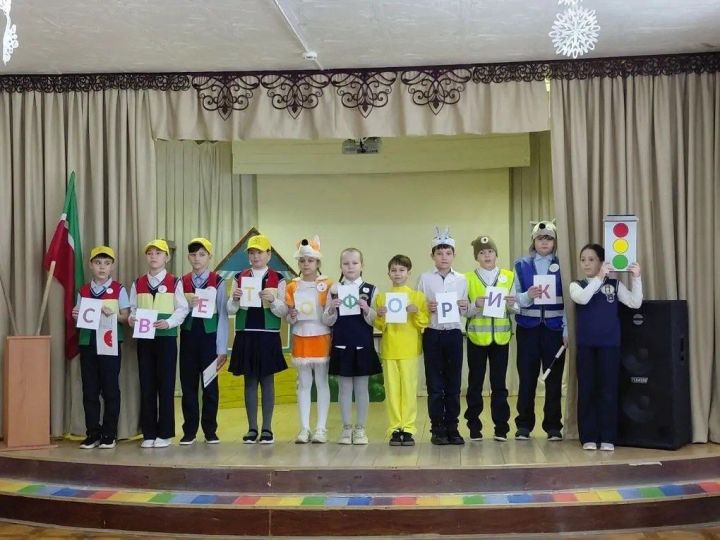 В Джалильской СОШ №2 выявили «Лучшего знатока правил дорожного движения»