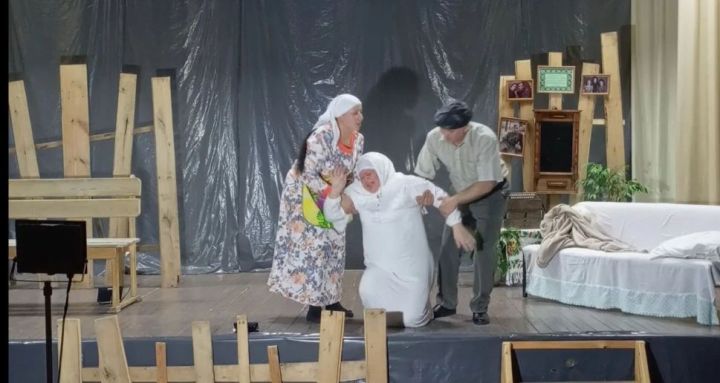 Мортамакта театр да күрсәтәләр