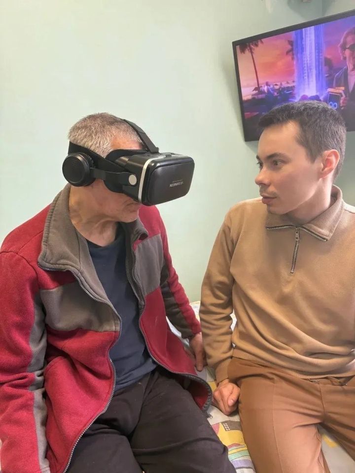 В Джалильском ДИПИ провели занятие по VR-терапии