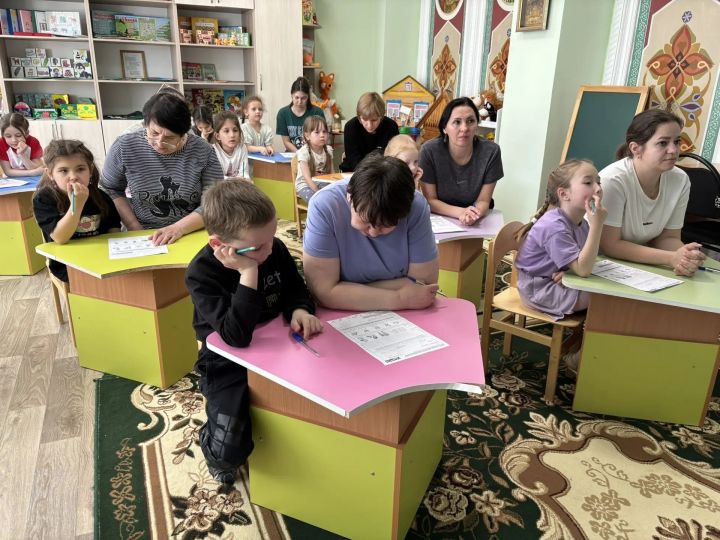 Воспитанники Джалильского детского сада «Березка» написали «Недиктант»