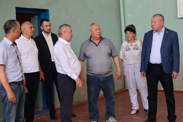 Депутат Госдумы ознакомился с жизнью района