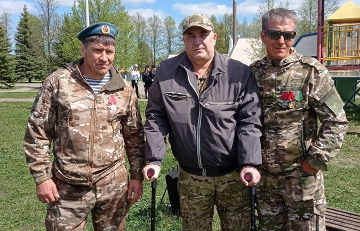 «Мои сослуживцы всегда перед глазами», – говорит Марс Газизуллин из Сарманово