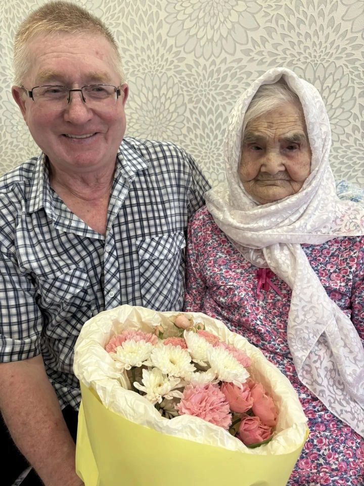 Миңнезәкия апага 100 яшь тулды