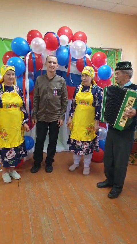 Карашайда сайлау участогында туган көннәрне дә бәйрәм иттеләр